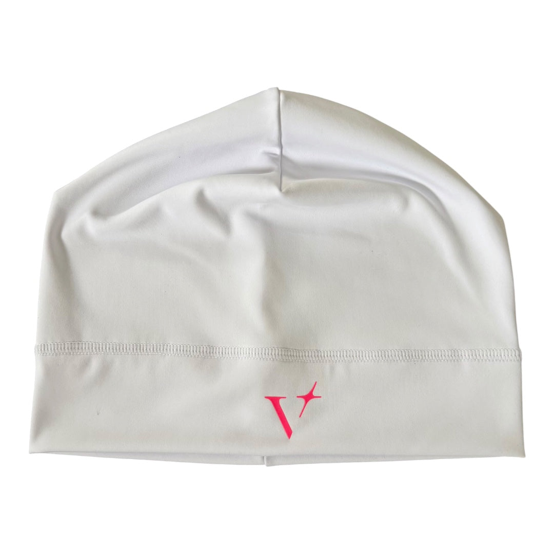 WHITE V-STAR SKULLY