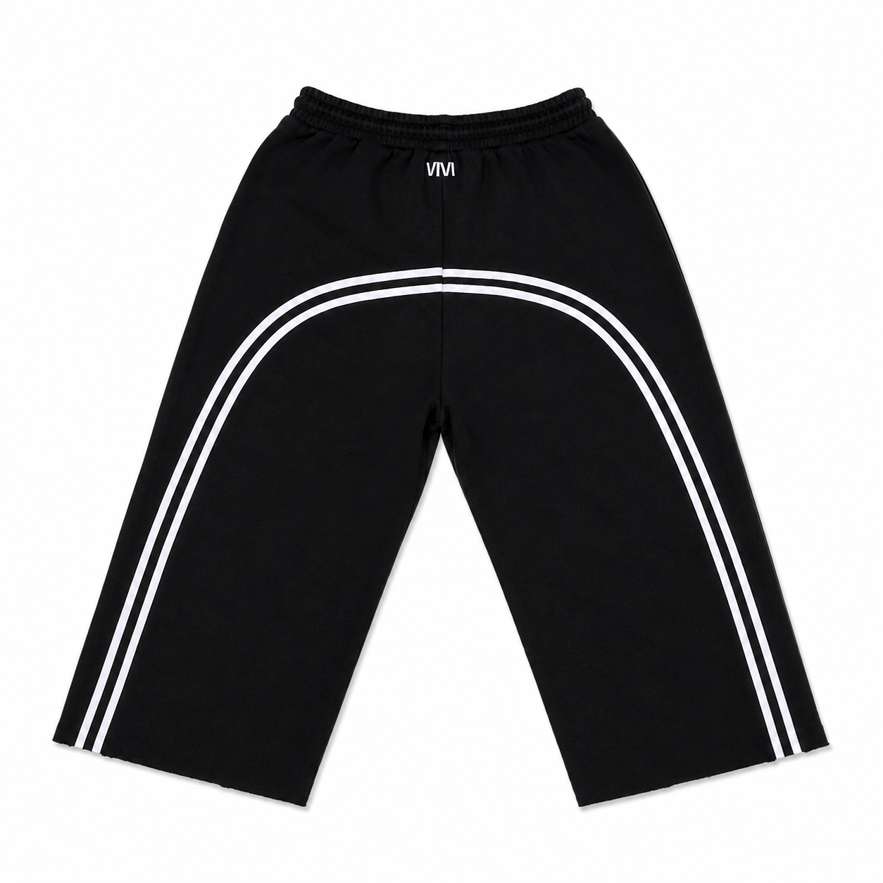 OVERSIZED BLACK “V-STAR” CUTOFFS